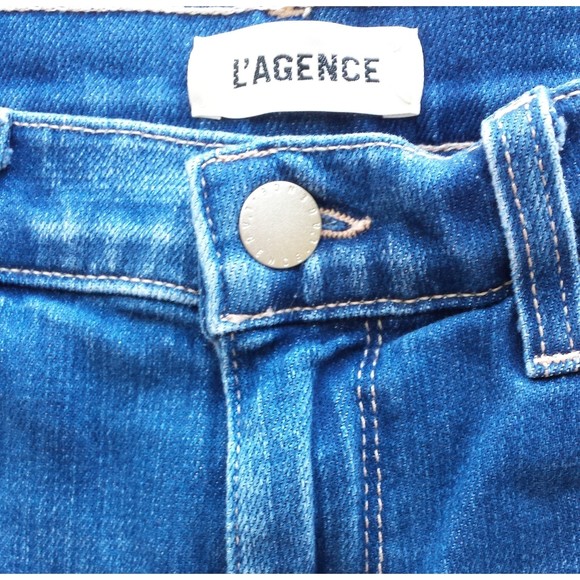 L’agence Audrey Midrise Denim Cutoff Shorts Daytona Medium Wash New Raw Hem Blue - Picture 9 of 9